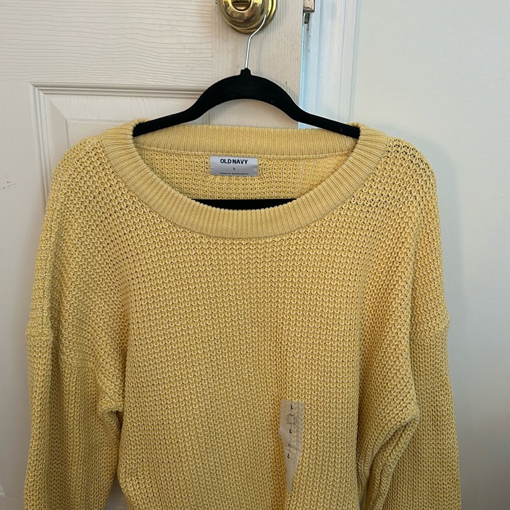 Old Navy Sweater